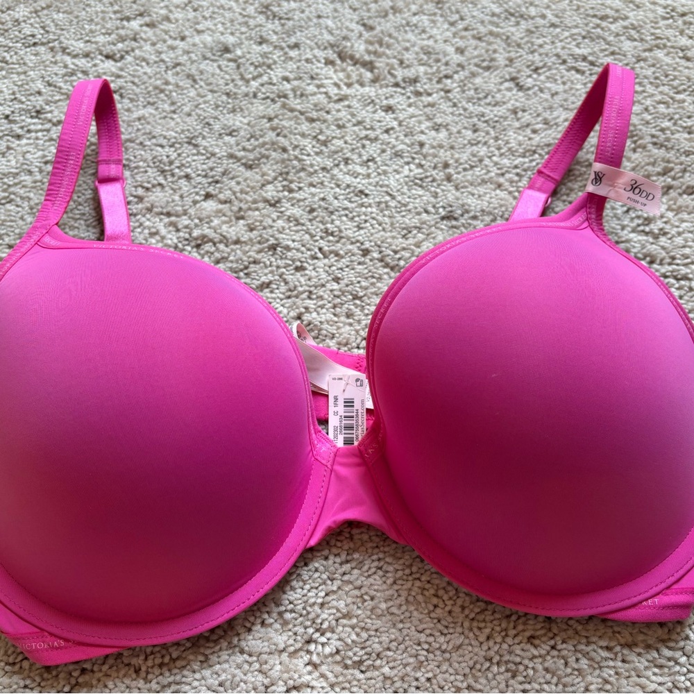 Victoria's Secret Perfect Shape Push-Up T-Shirt Bra - NWT